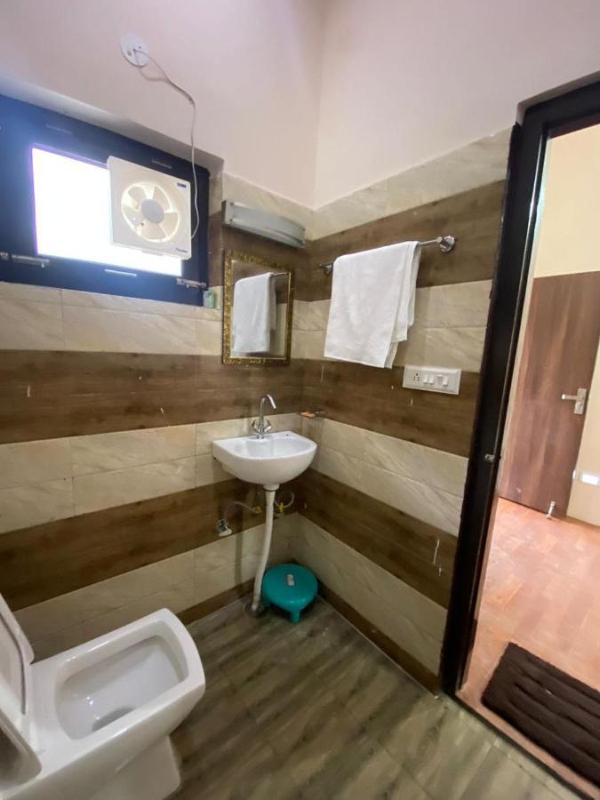 Chirag Homestay Kainchi Нейнитал Екстериор снимка