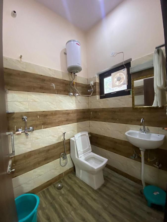 Chirag Homestay Kainchi Нейнитал Екстериор снимка