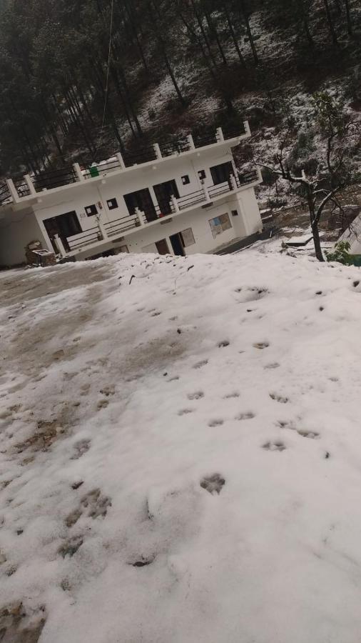 Chirag Homestay Kainchi Нейнитал Екстериор снимка