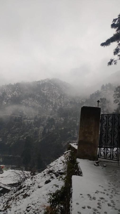 Chirag Homestay Kainchi Нейнитал Екстериор снимка